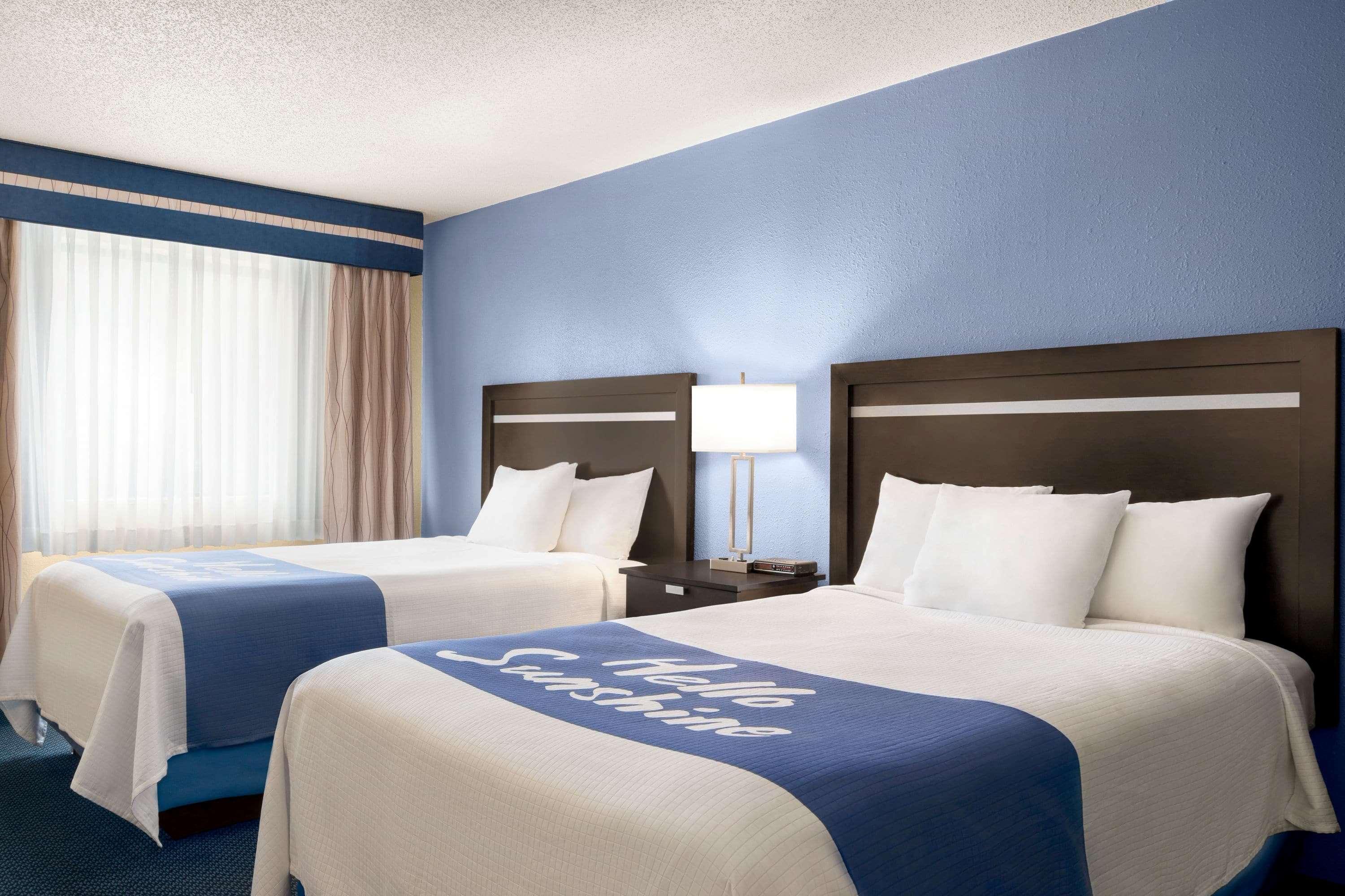 Days Inn By Wyndham Auburn/Finger Lakes Region Exterior photo